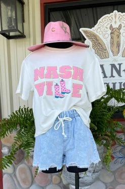 Nashville Tee - Main Strip -shopranchhouse shop 2AC31885 E521 4923 9975 4A5578F185C1 1 105 c