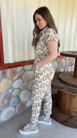 Mr. Roper Romper By Polagram 14 Mr. Roper Romper By Polagram -shopranchhouse shop 86D19F9A 02CB 4B2B 9936 6464C0958A98 1 105 c