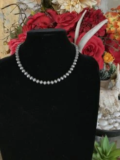 18" 8mm Pearl Necklace
