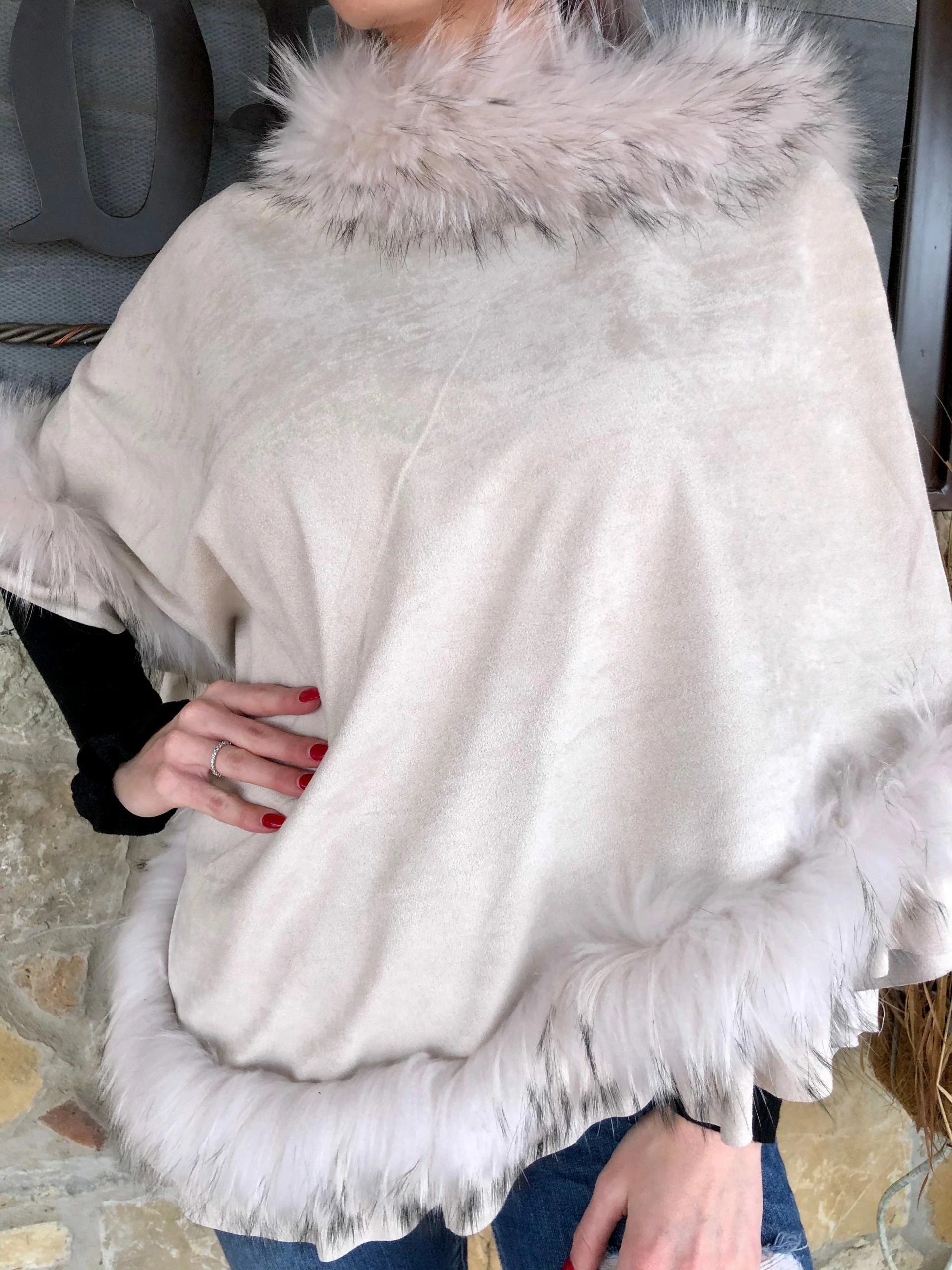 Foxy Mama Poncho 5 Foxy Mama Poncho - Image 3