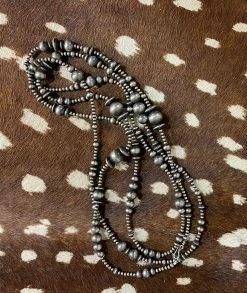 Lengthy Larry Navajo Pearls Necklace -shopranchhouse shop IMG 3421