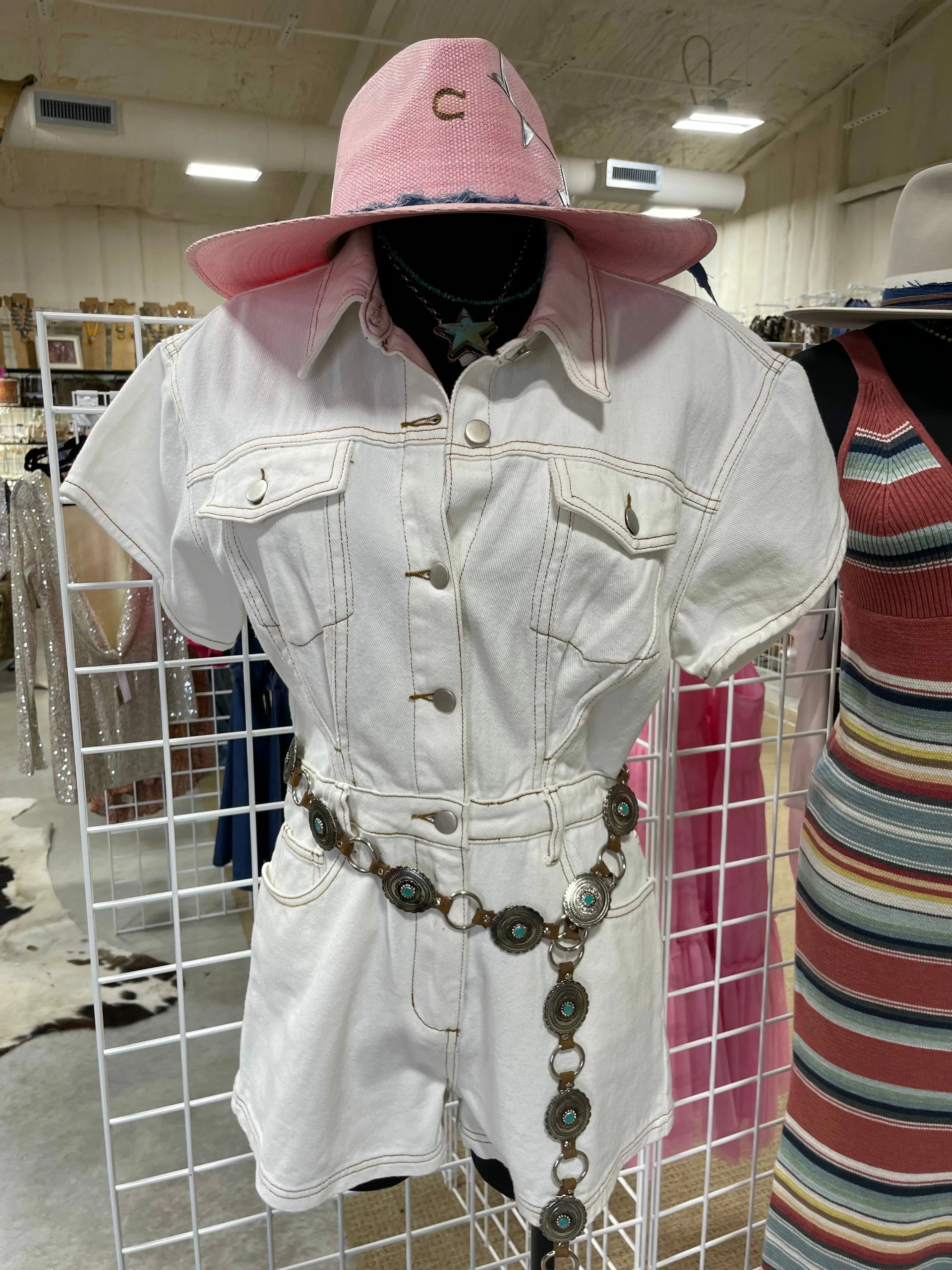 Barbosa Wild West Chain Belts 4 Barbosa Wild West Chain Belts - Image 2