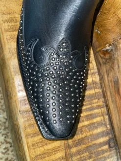 Ariat Dixon Wingtip -shopranchhouse shop IMG 5221 f1fd1375 51bc 47b8 9e06 bca6ee677372