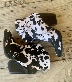 Bonnie Cow Booties -shopranchhouse shop IMG 9925