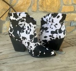 Bonnie Cow Booties -shopranchhouse shop IMG 9928 73b09488 bd23 4f14 a9d3 857f09f17b2f