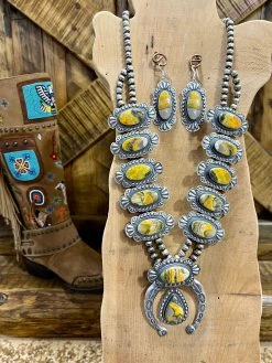 Yellowstone Bumblebee Squash Sets -shopranchhouse shop image 6de4c669 8193 40e3 a0e8 cb43d8bb719d